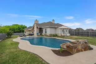 624 Lindsay Ln, Robinson, TX 76706 - Photo 33