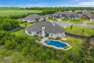 624 Lindsay Ln, Robinson, TX 76706 - Photo 37