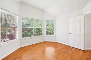 458 Richmond St, Irving, TX 75063 - Photo 27