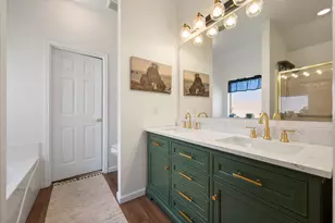 1221 Highcrest Dr, Burleson, TX 76028 - Photo 27