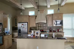 7605 Valleen Dr, Plano, TX 75024 - Photo 9