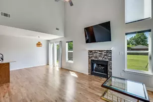 401 N Sierra Trail, Pilot Point, TX 76258 - Photo 9