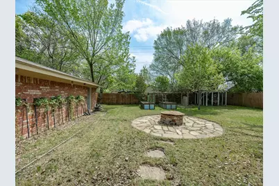 2732 Foxcroft Circle, Denton, TX 76209 - Photo 31