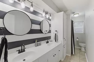 2732 Foxcroft Cir, Denton, TX 76209 - Photo 27