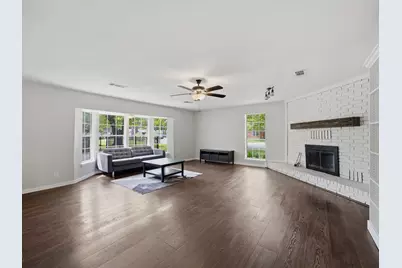 2732 Foxcroft Circle, Denton, TX 76209 - Photo 9