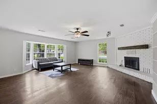 2732 Foxcroft Cir, Denton, TX 76209 - Photo 9