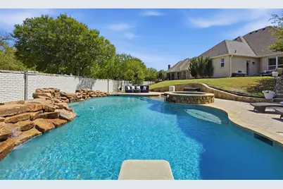 9012 Reata West Drive, Benbrook, TX 76126 - Photo 35