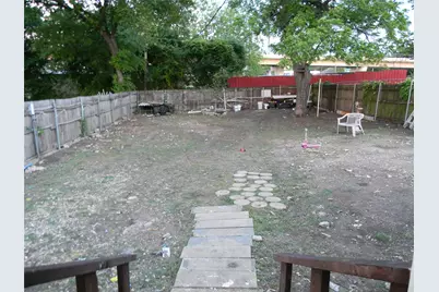 2320 S Denley Drive, Dallas, TX 75216 - Photo 13