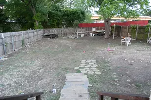 2320 S Denley Dr, Dallas, TX 75216 - Photo 13