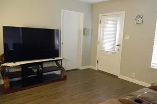 2320 S Denley Dr, Dallas, TX 75216 - Photo 3