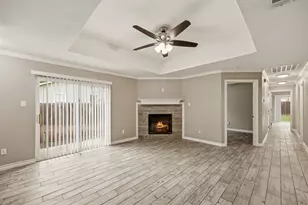 521-525 Gilcrease St, Van Alstyne, TX 75495 - Photo 3