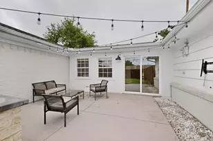 7625 Querida Ln, Dallas, TX 75248 - Photo 25