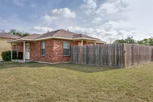 107 S Crawford St, Denton, TX 76205 - Photo 17