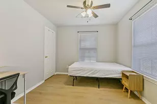 107 S Crawford St, Denton, TX 76205 - Photo 3