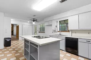 217 Colt Dr, Gainesville, TX 76240 - Photo 11