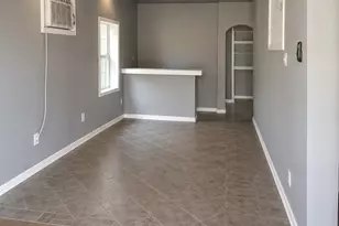 1129 E Palestine St, Mexia, TX 76667 - Photo 9