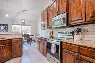 142 Lakeside Dr, Lipan, TX 76462 - Photo 11