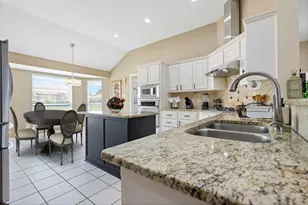 335 Linhurst Dr, Murphy, TX 75094 - Photo 9