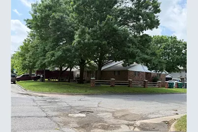 320 N Cleveland Avenue, Sherman, TX 75090 - Photo 13