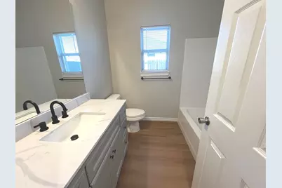 316 W James Street, Mabank, TX 75147 - Photo 11