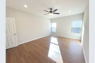 316 W James Street, Mabank, TX 75147 - Photo 15