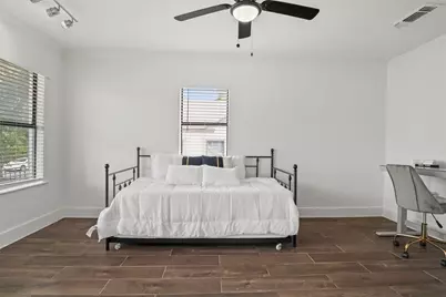 3345 8th Avenue, Fort Worth, TX 76110 - Photo 11