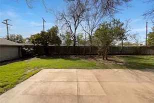 4106 Walnut Hill Ln, Dallas, TX 75229 - Photo 5