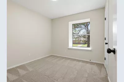 749 Red Oak Drive, Lewisville, TX 75067 - Photo 13