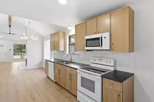 749 Red Oak Dr, Lewisville, TX 75067 - Photo 7