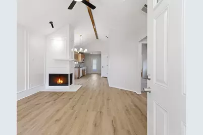 749 Red Oak Drive, Lewisville, TX 75067 - Photo 3