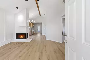 749 Red Oak Dr, Lewisville, TX 75067 - Photo 3