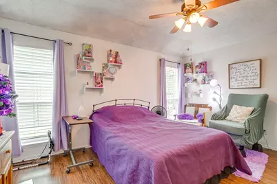 809 Castleview Drive, Arlington, TX 76001 - Photo 31