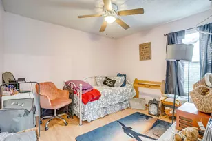 809 Castleview Dr, Arlington, TX 76001 - Photo 29