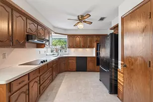 1838 Meadowview Dr, Garland, TX 75043 - Photo 17