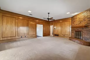 1838 Meadowview Dr, Garland, TX 75043 - Photo 9