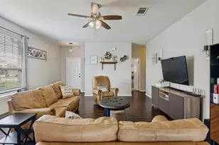 210 Silver Spur Dr, Waxahachie, TX 75165 - Photo 3