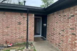 837 Marlene Dr, Everman, TX 76140 - Photo 3