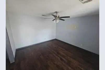 644 W Ligustrum Boulevard, Robstown, TX 78380 - Photo 5