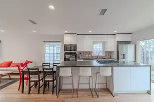 8927 Diceman Dr, Dallas, TX 75218 - Photo 3