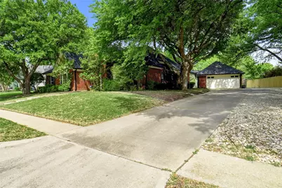 2004 Kings Drive, Flower Mound, TX 75028 - Photo 3