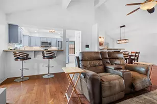 715 Hinsdale Dr, Arlington, TX 76006 - Photo 7