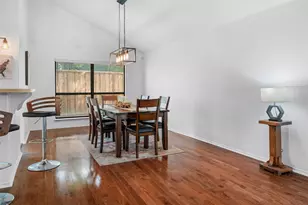 715 Hinsdale Dr, Arlington, TX 76006 - Photo 5