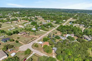 4505 Apple Tree Ct, Granbury, TX 76048 - Photo 39