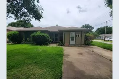 3135 Maple Avenue, Greenville, TX 75402 - Photo 1