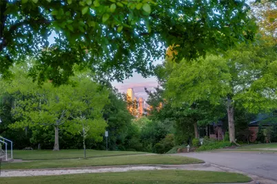 1439 Junior Drive, Dallas, TX 75208 - Photo 31