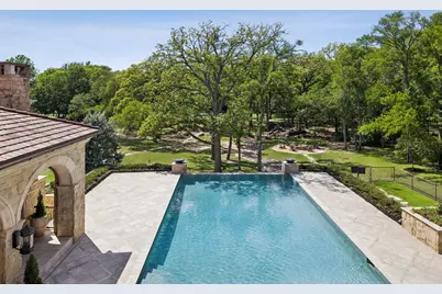 690 S Peytonville Avenue, Southlake, TX 76092 - Photo 23