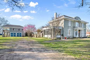 300 5th St, Kerens, TX 75144 - Photo 1