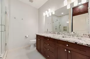 321 Metropolitan Dr, Plano, TX 75023 - Photo 21