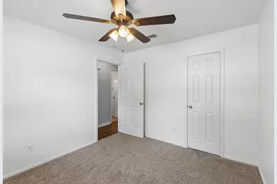 5437 Greenwood Way, North Richland Hills, TX 76180 - Photo 25