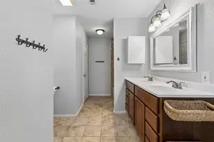 5437 Greenwood Way, North Richland Hills, TX 76180 - Photo 23